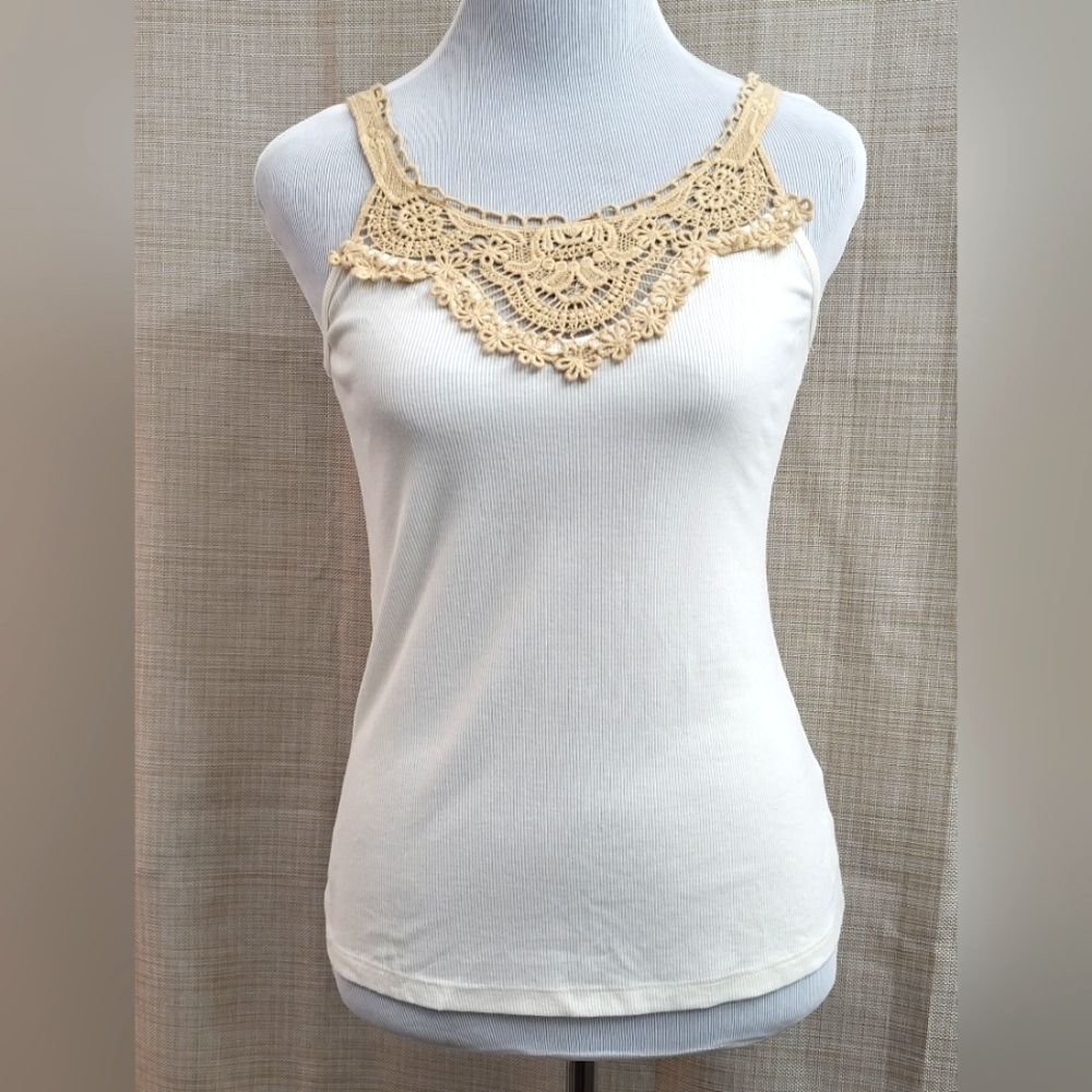 Democracy Cream Tan Crochet Ribbed Bohemian‎ Tank Top Stretch Size Small